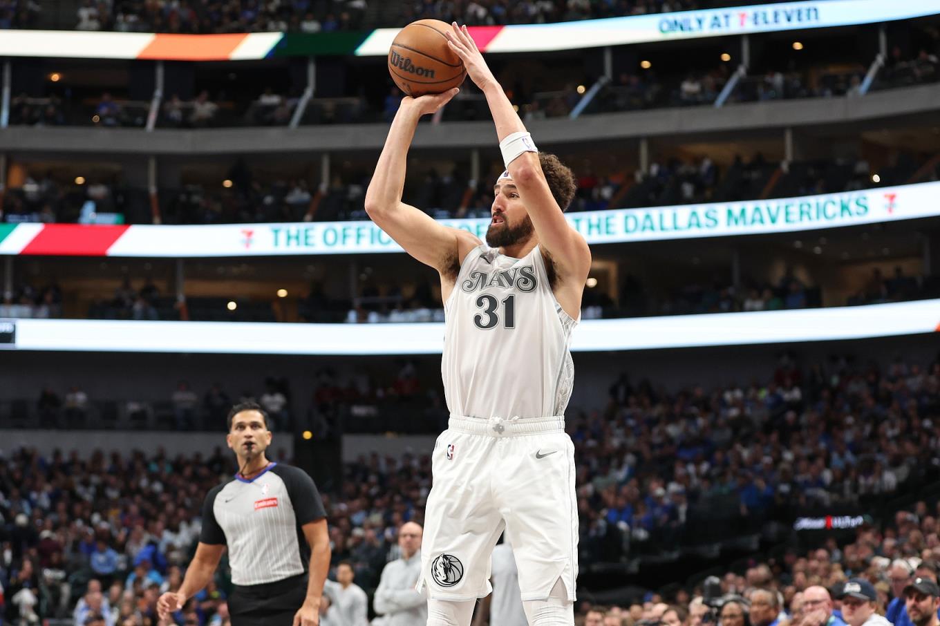 克萊：我們?nèi)志€外投得太差了 對(duì)此我也要負(fù)責(zé)任